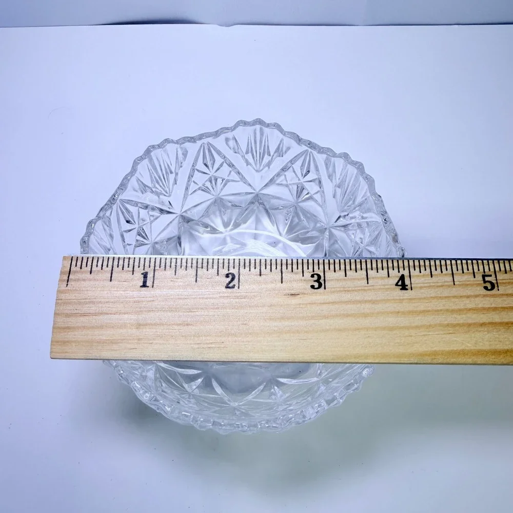 Vintage Clear Pressed‎ Glass Covered Candy Dish Starburst Diamond Pattern Lid